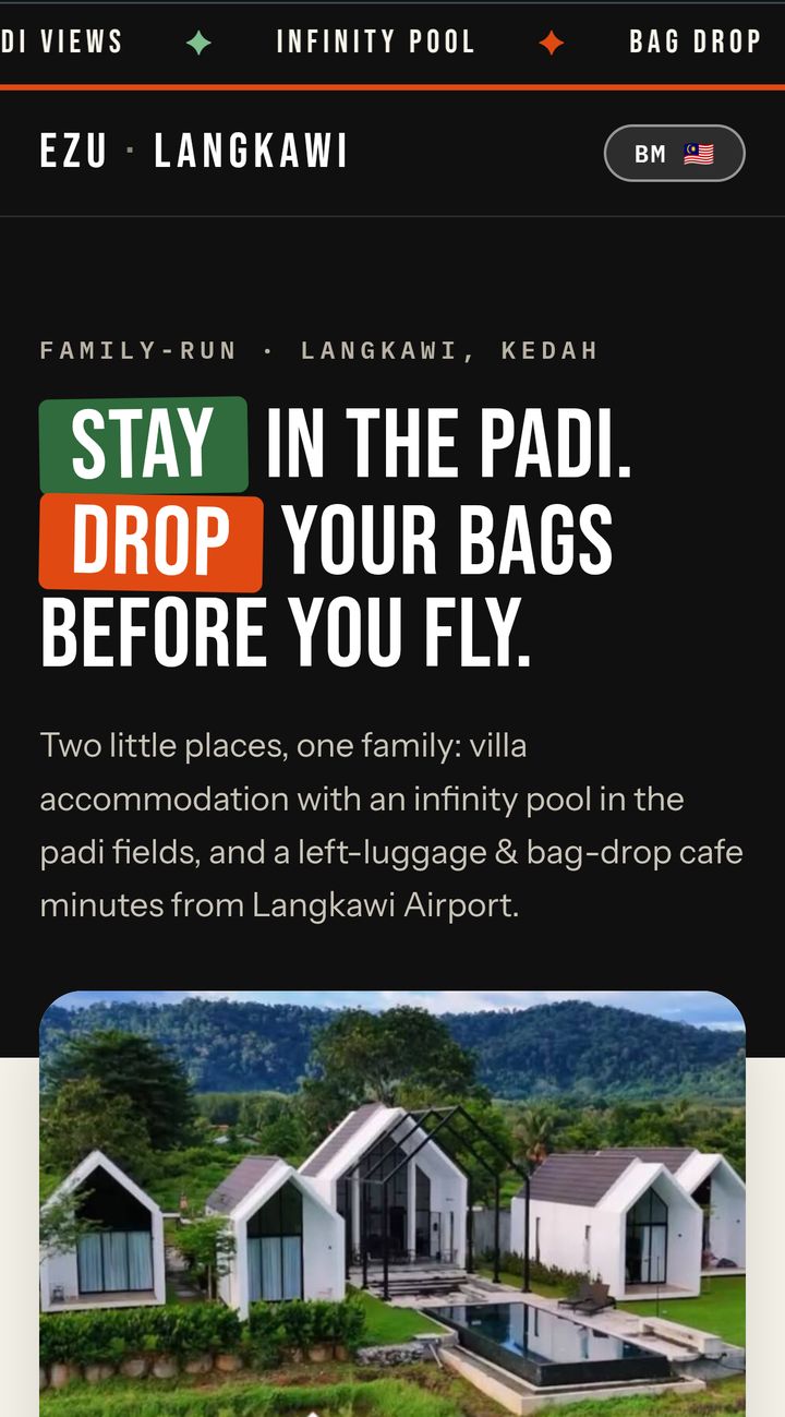 Website homestay Ezu Langkawi dipaparkan di telefon